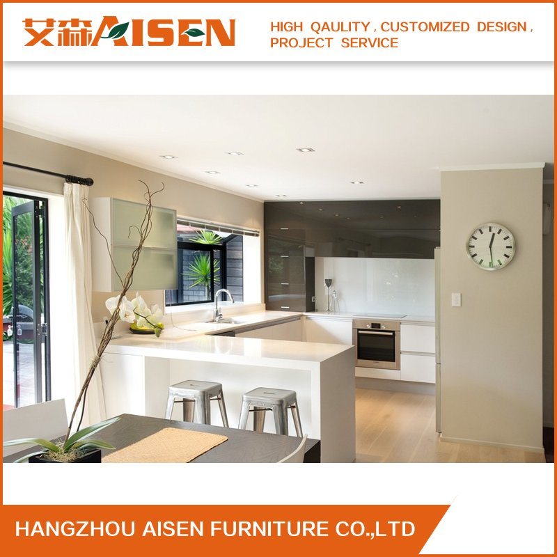 2018 Hangzhou Aisen Modern Style Home Furniture Glossy Lacquer Kitchen Cabinet