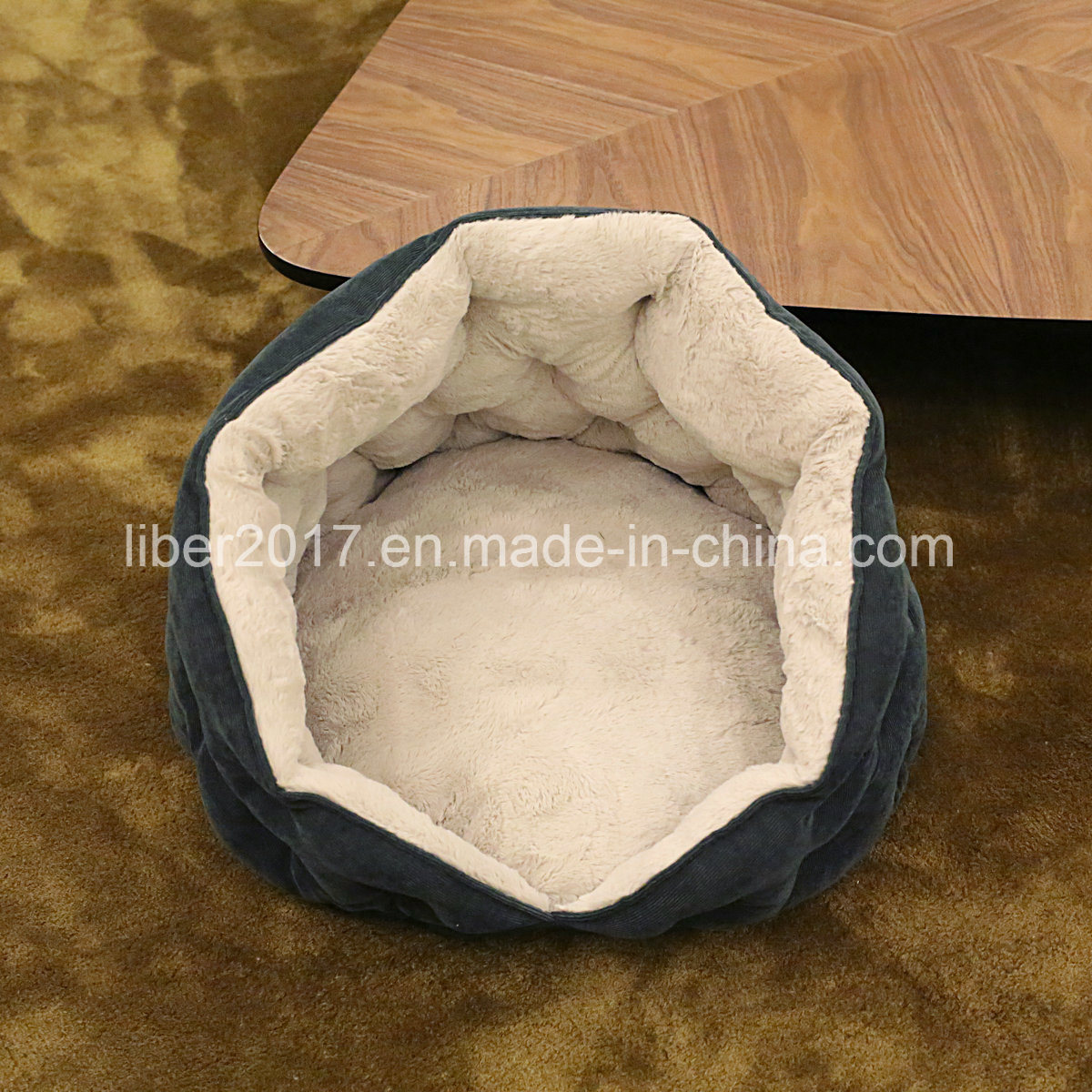 Grey Fashion Design Dog Sofa Pet Bed Cat Bed