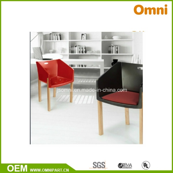 Plastic Bar Chair with Beech Wood Feet (OM-7-03)
