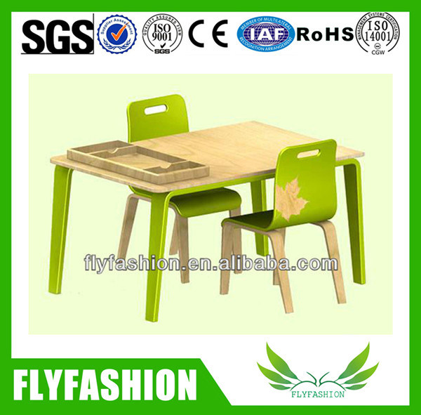 Wooden Cute Popular Children Table with Chair (KF-02)