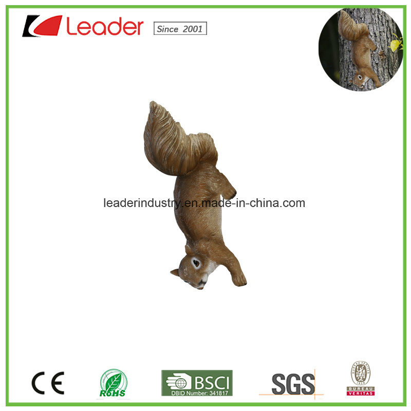 New Polyresin Squirrel Figurine with a Metal Hook for Tree and Wall Decoration