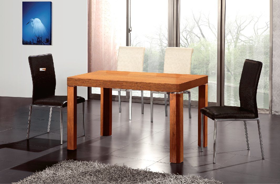 Professional Supplier Good Quality Engineered Solid Wood Table