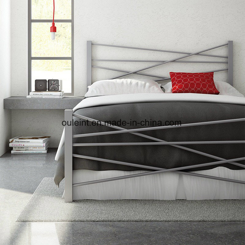 Hight Quality Metal King Bed (OL17196)