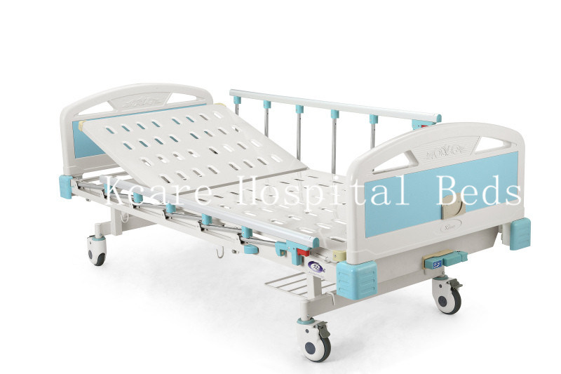 CE/ISO13485 Manual Back Lifting ABS Hospital Bed with One Crank