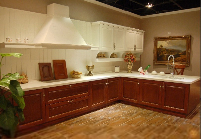 Cherry Solid Wood European Style Kitchen Cabinet (Customized)