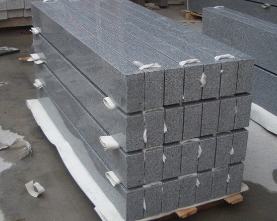 Dark G654 Granite Sesame Grey Paving Stone Kerbstone