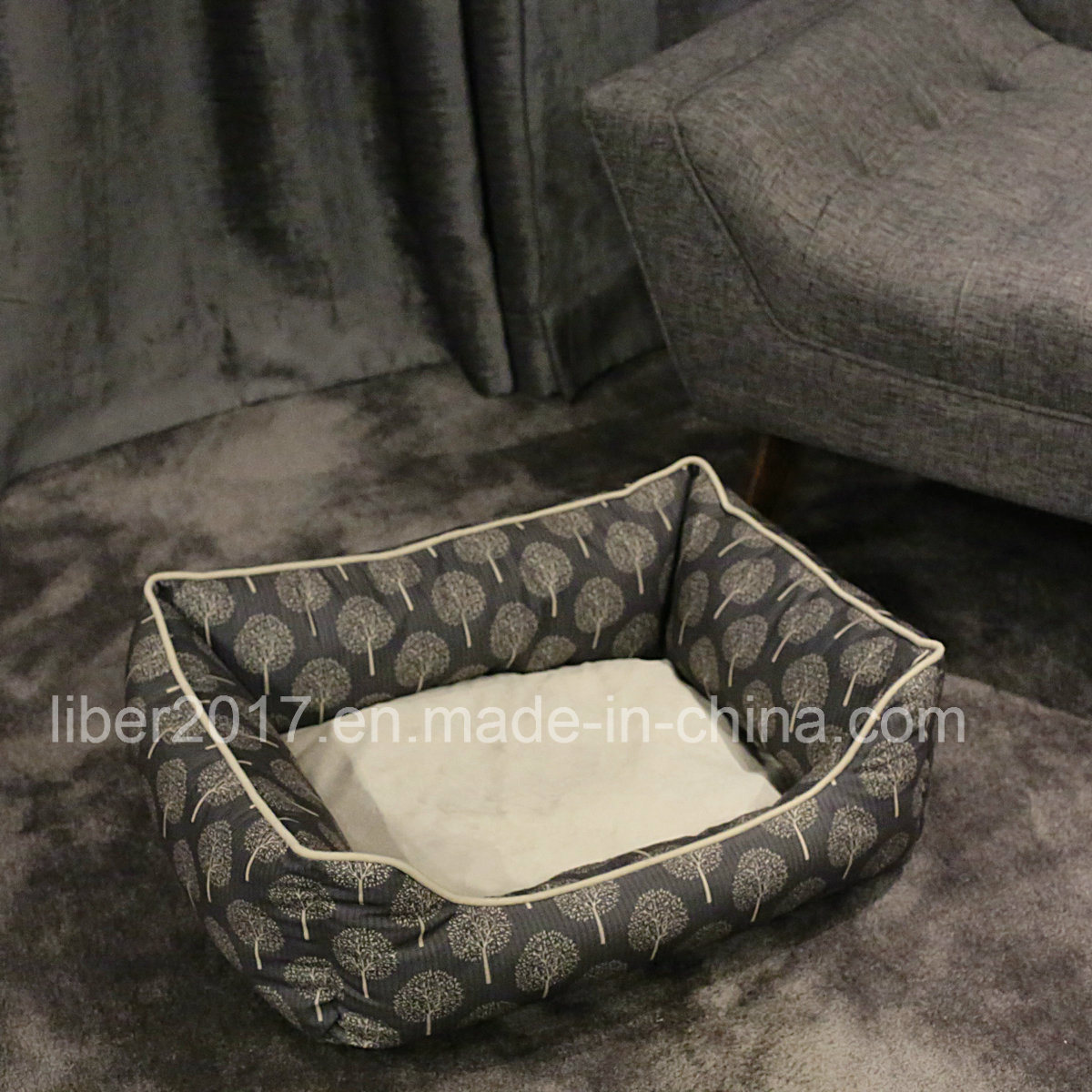 Pet Products Dog Beds Sofa Luxury Dog Sofa Factory OEM