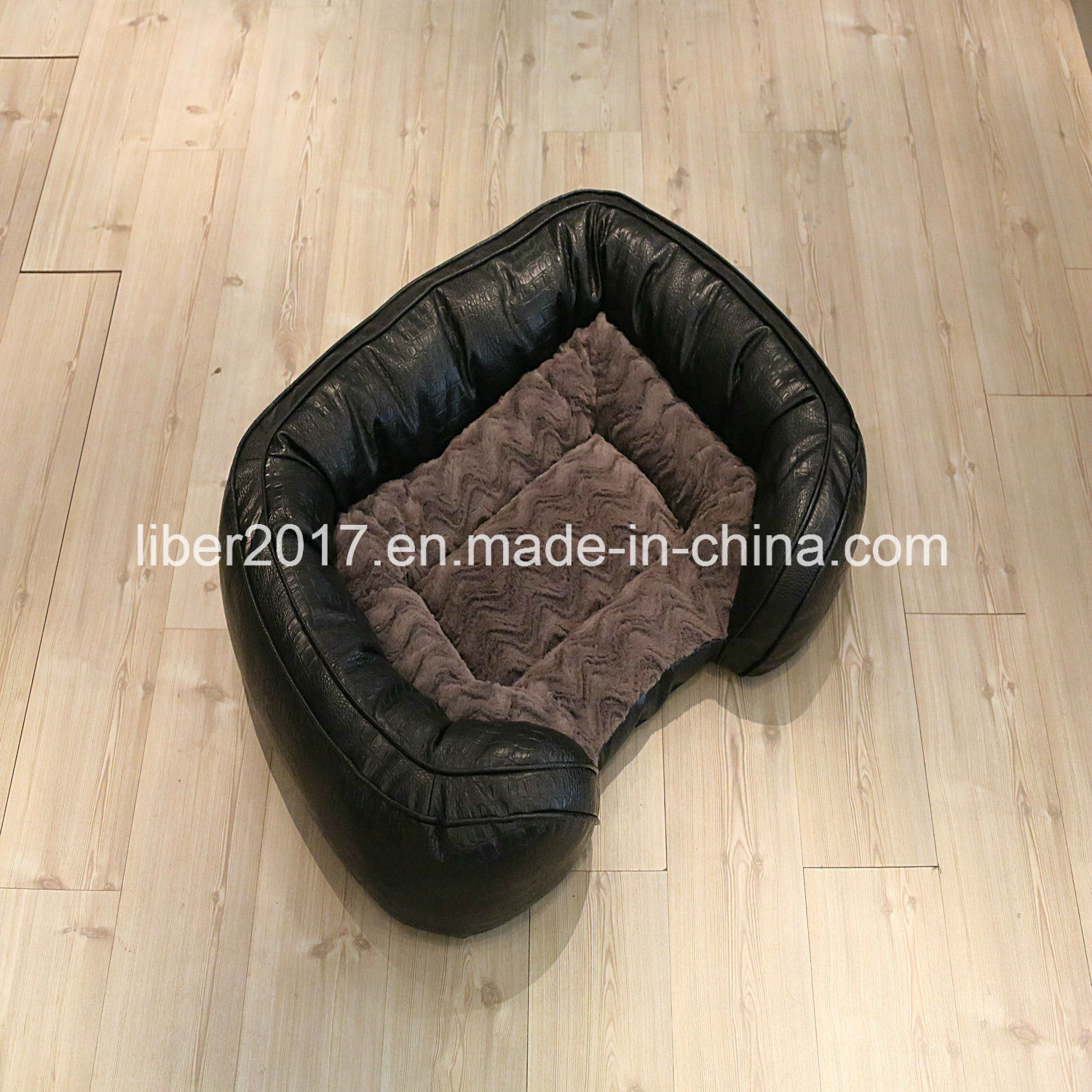 Factory OEM Luxury Leather Pet Sofa Beb Dog Cat Sofa Bed Products