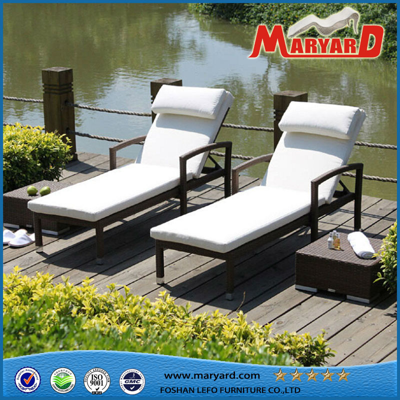 Swimming Pool Sun Lounger / Beach Chair / Beach Rattan Chaise Lounge