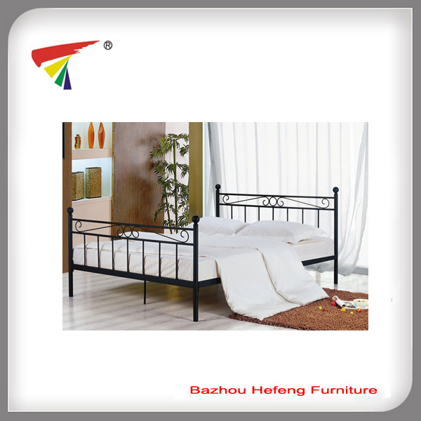 Fashion Design Metal Double Bed (HF028)