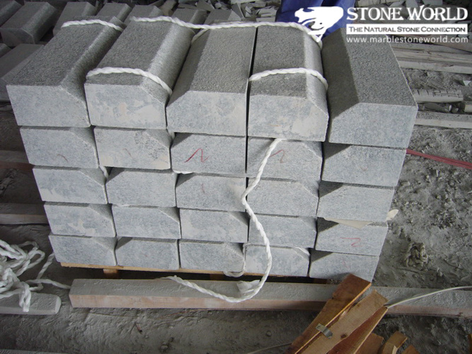 Cheap Grey Granite Machine Cut Kerbstone