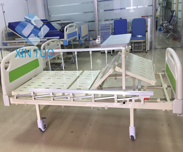 Durable Three-Cranks Manual High-Low Adjustable Hospital Bed