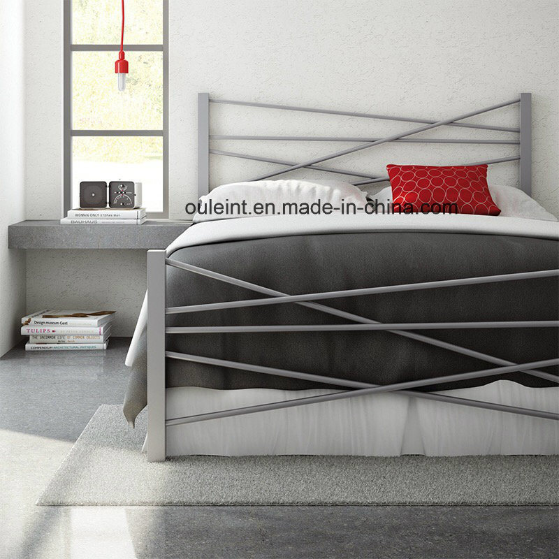 Hight Quality Metal Double Bed (OL17196)