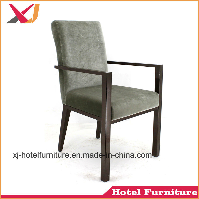 Cheap Steel/Aluminum Imitated Wood Chair for Banquet/Restaurant/Hotel/Wedding