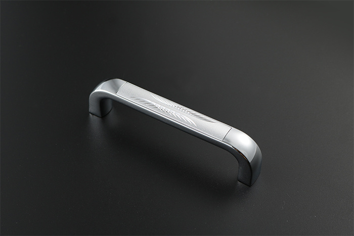 Chrome Furniture Pulls and Handles for Kitchen Cabinets Cupboard