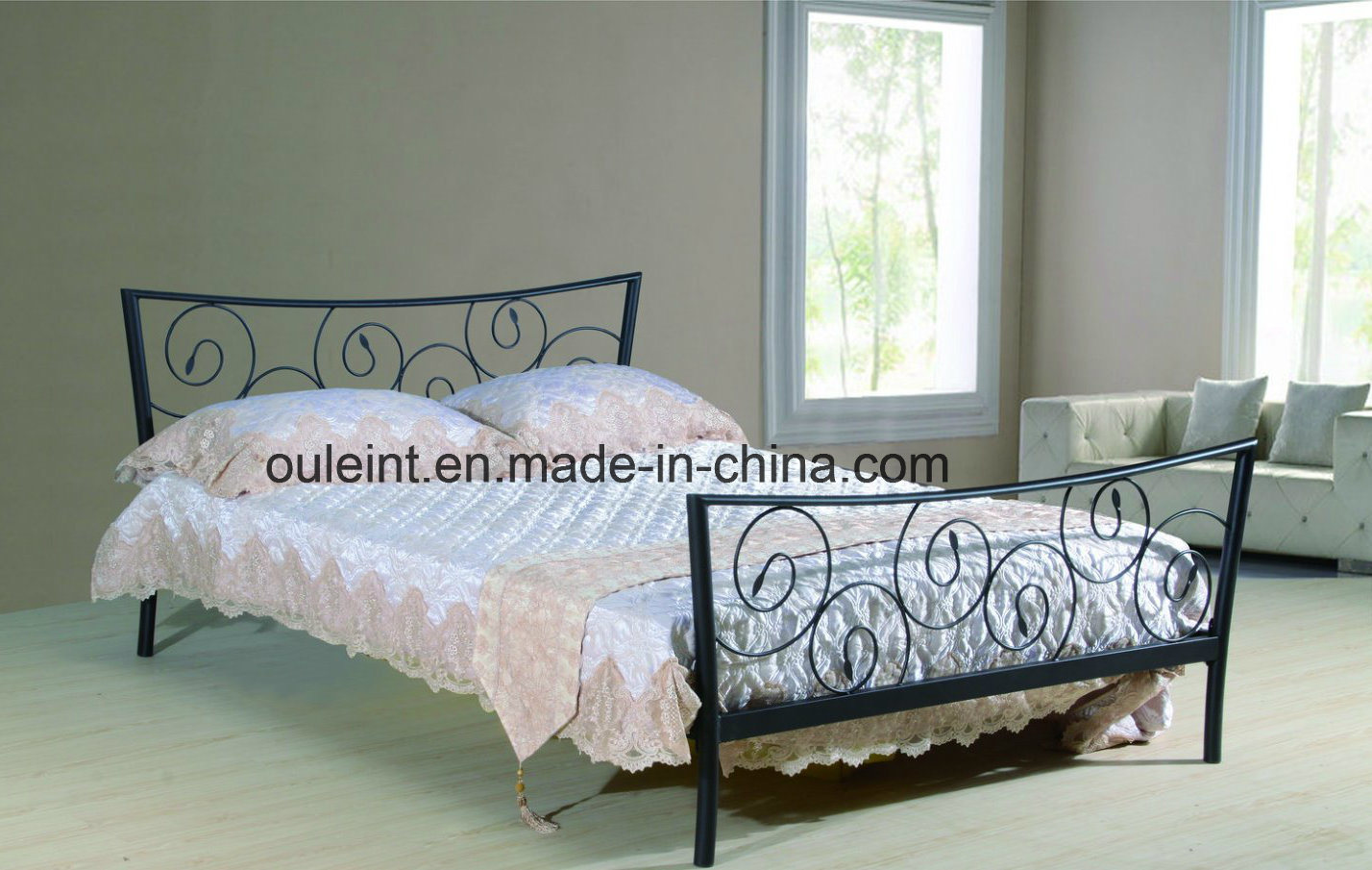 Flowers Metal Double Bed (OL17152)