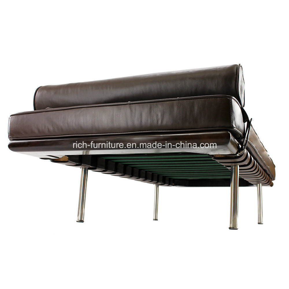 Modern Classic Barcelona Chaise Lounge Day Bed