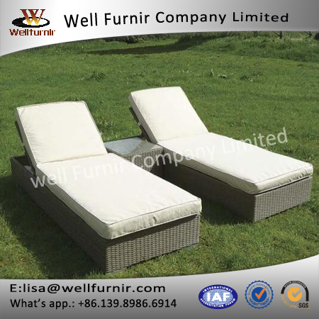 Well Furnir T-044 Synthetic Rattan Hand Wovean Sun Lounge Set