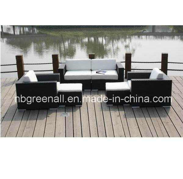 Outdoor Rattan/Wicker Sofa for Garden Furniture