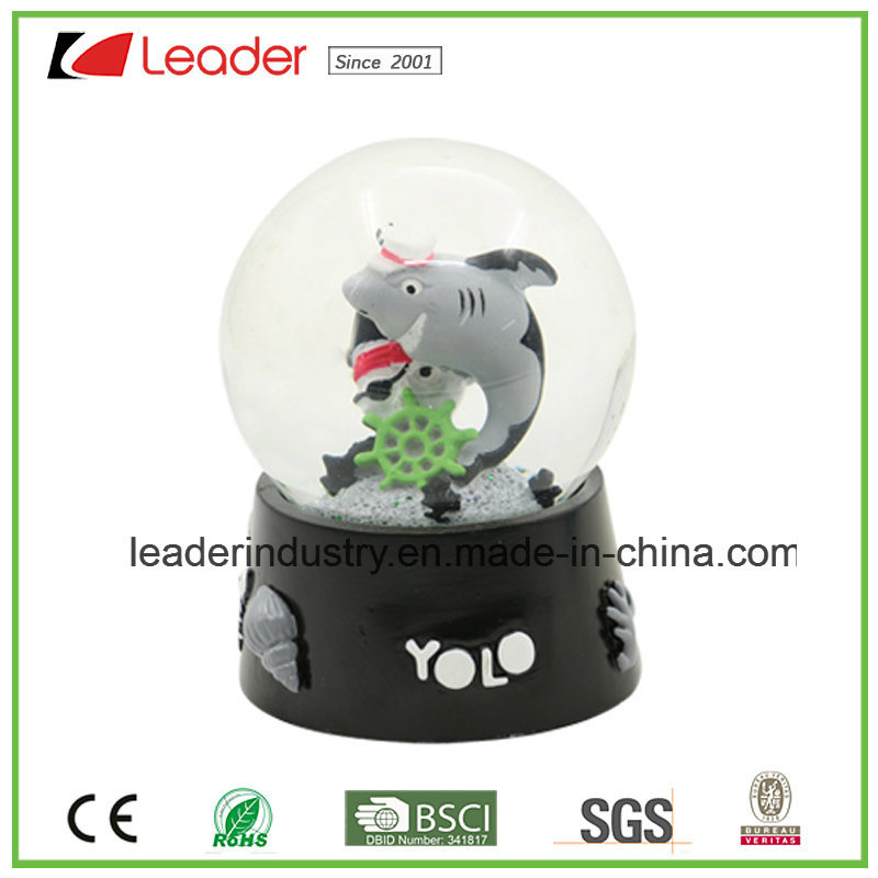 Polyresin Shark Snow Globe for Home Decoration, Custom Water Globe Dome Ball