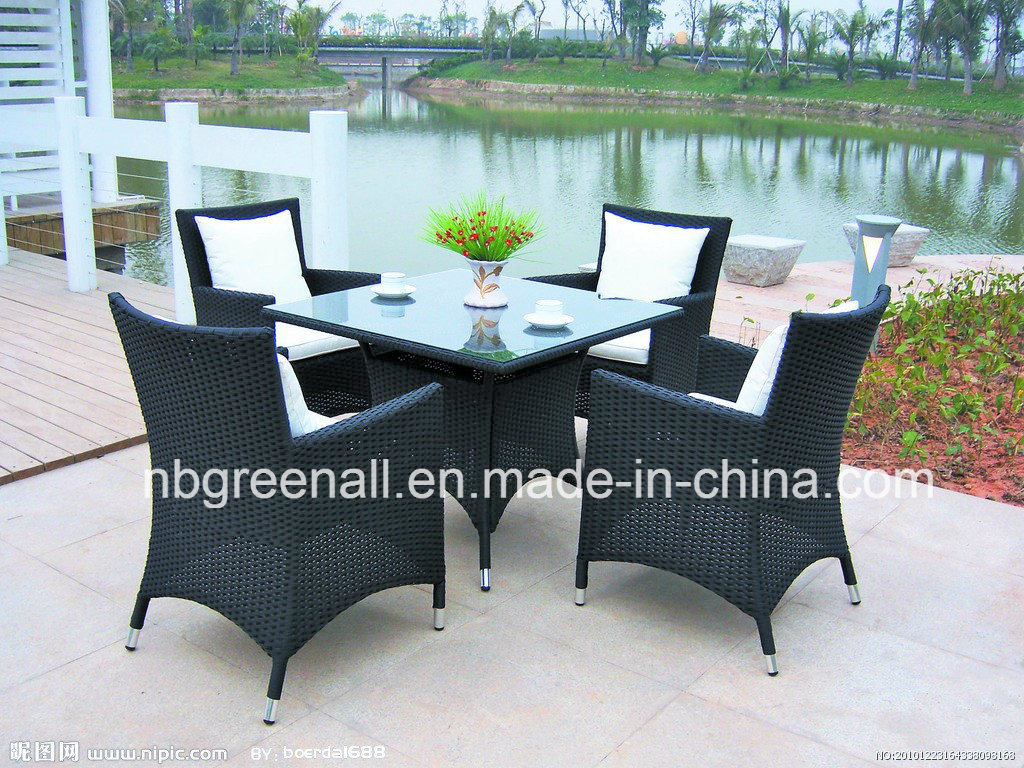 Outdoor Furniture Garden Furniture Rattan Chair Table Dining Set