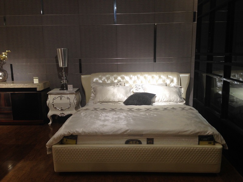 Hot Selling Modern New Design Leather Bed (SBT-06)