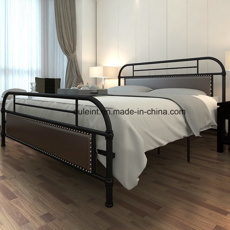 Morden Metal Bed with Upholstery Decoration (OL17195)