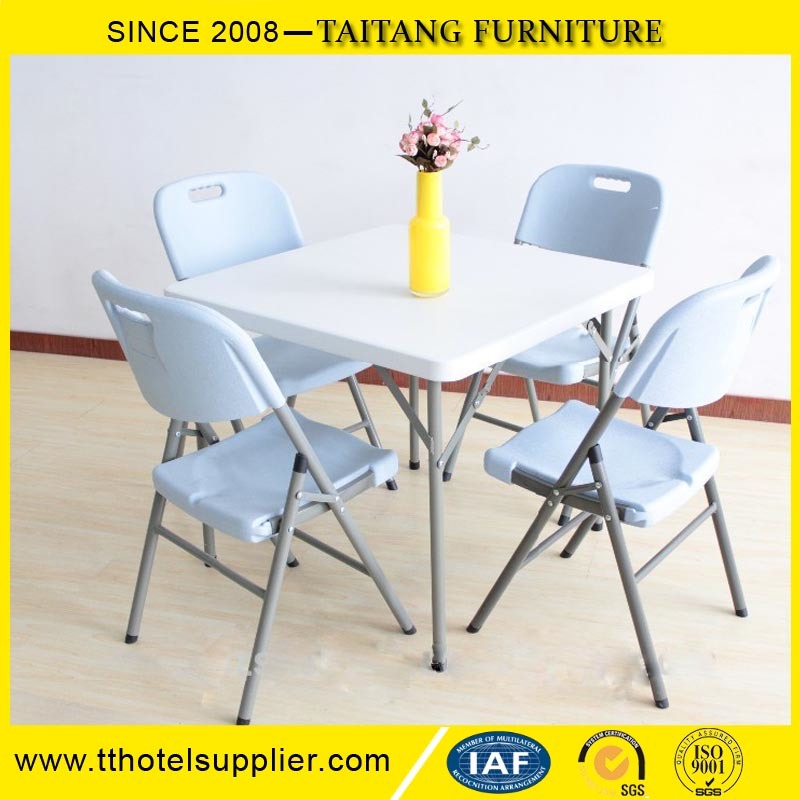 White Plastic Picnic Foldable Table