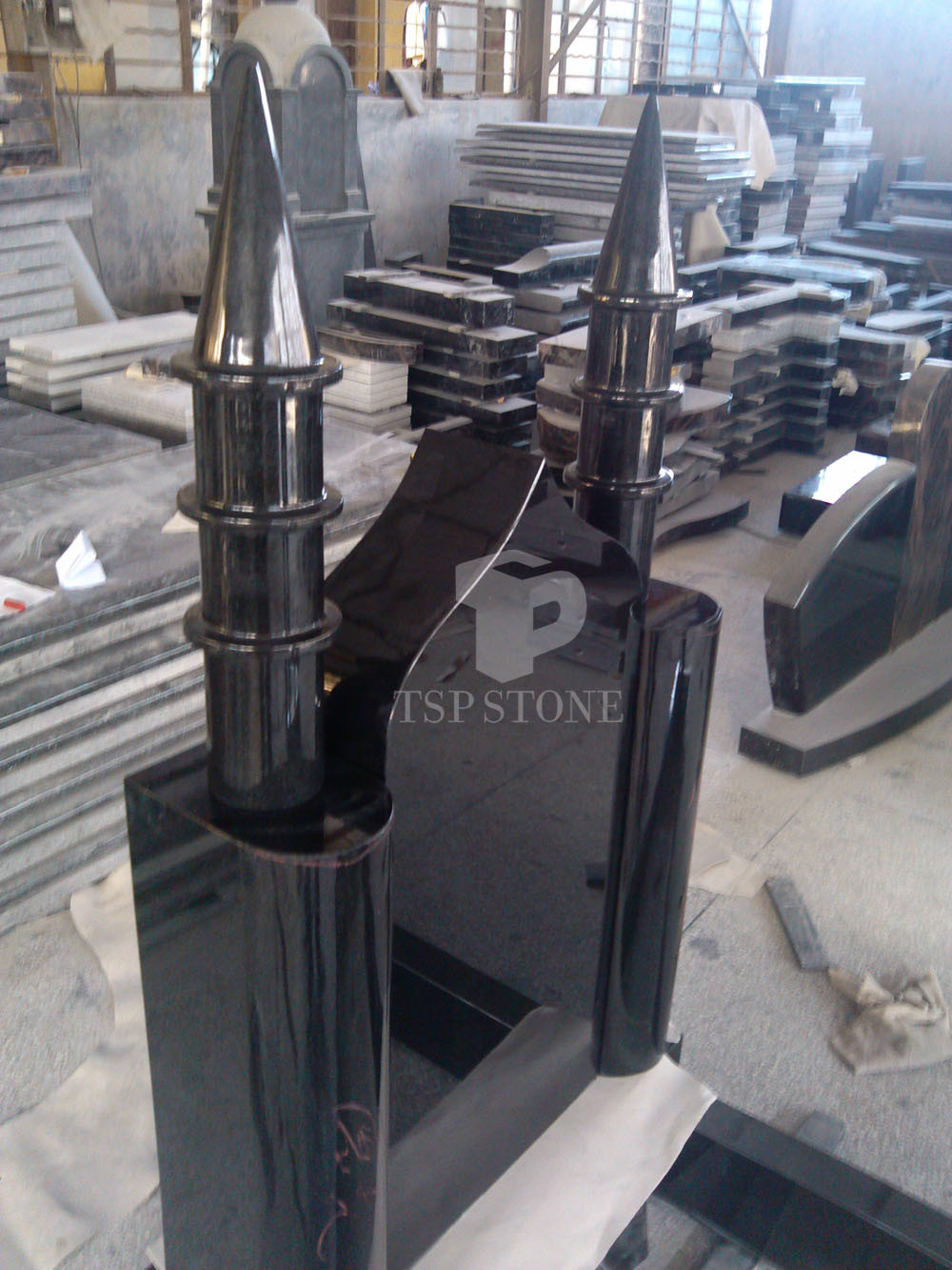 Designed Granite Monument with Quality