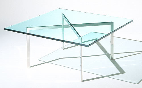 Barcelona Table (9006)