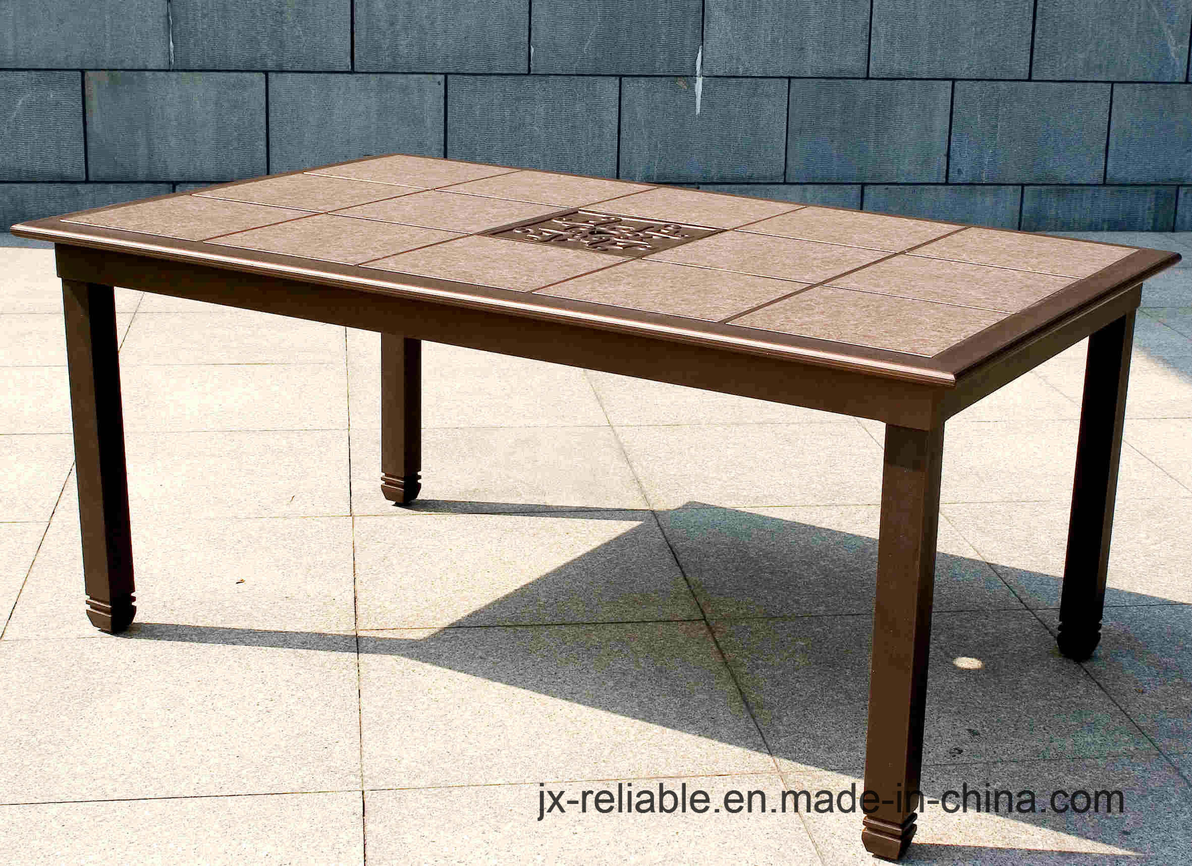 Garden Table with Removable Tiles Furniture