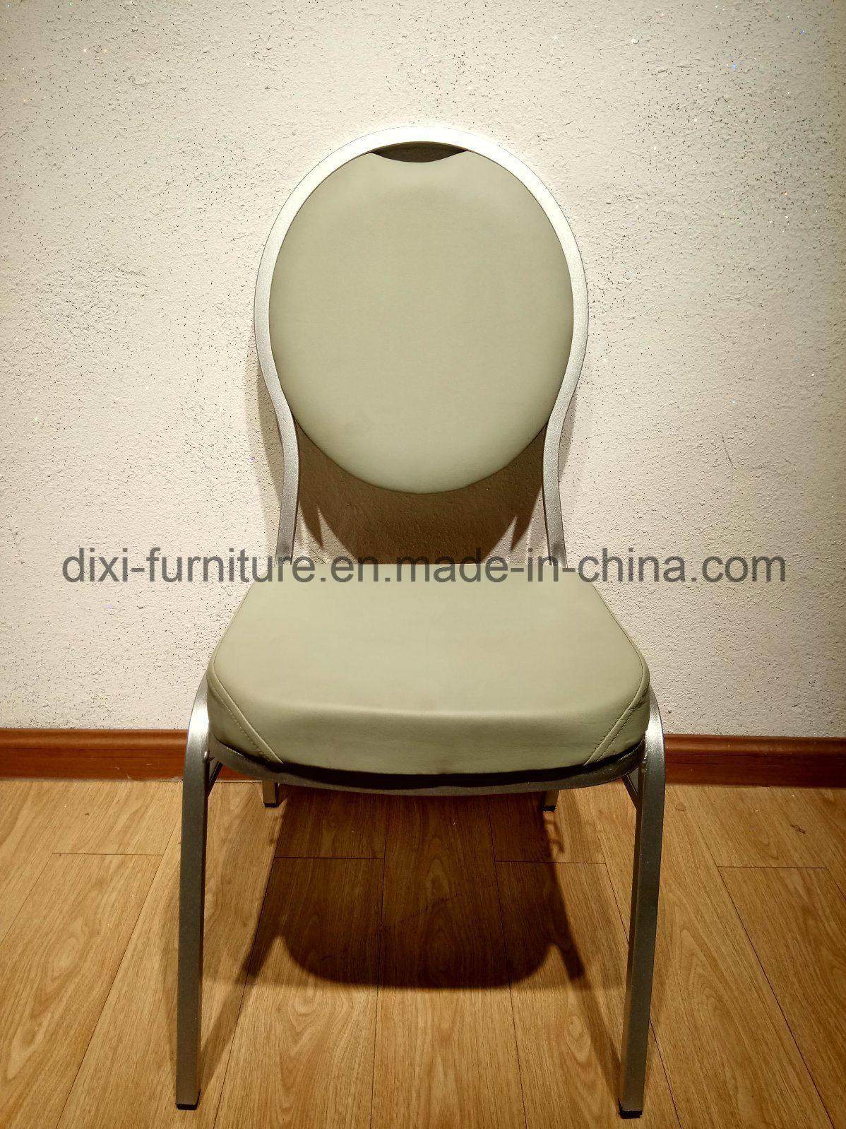 Oval Back Stacking Wedding Chair