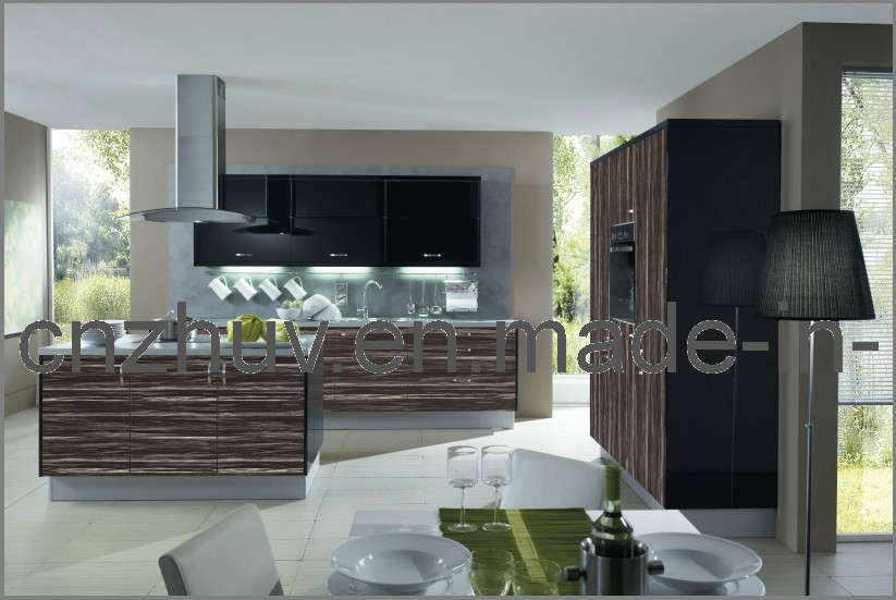 Modular Kitchen Cabinet of UV High Glossy Wood Grain Board (ZH-3943)