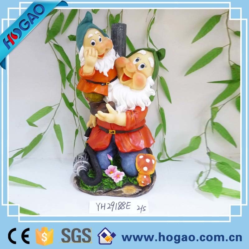 New Squatting Garden Gnome Outdoor Decor Funny Yard Sculpture