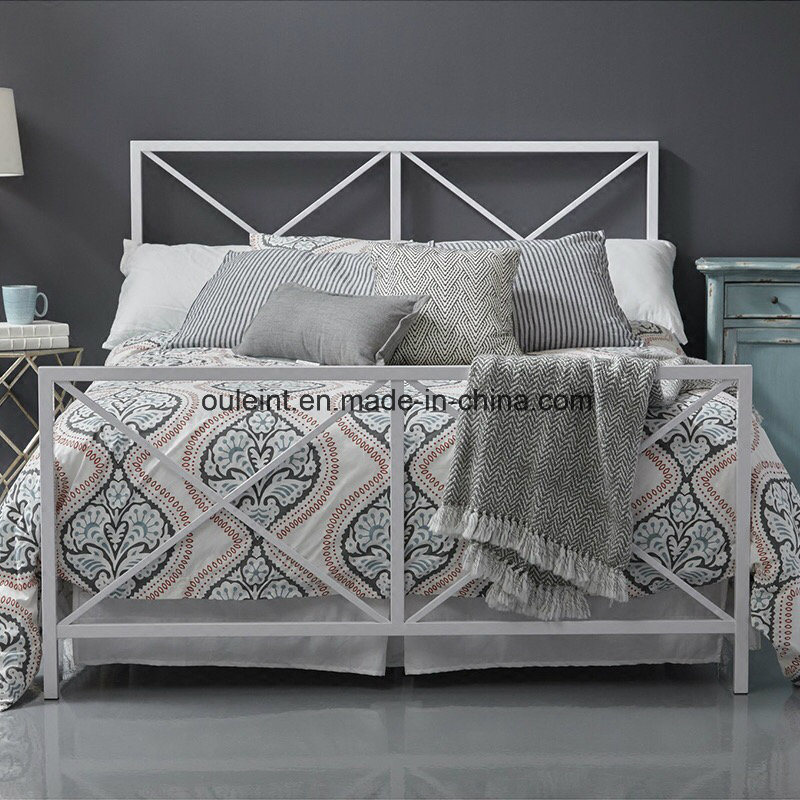 High Quality Metal Queen Bed (OL17200)