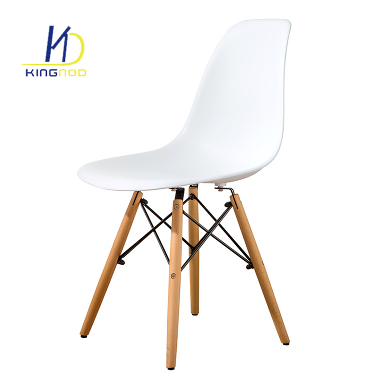 Modern White Italian Design PP Emes Plastic Dining Chair Replica for Sale, Chair of Plastic