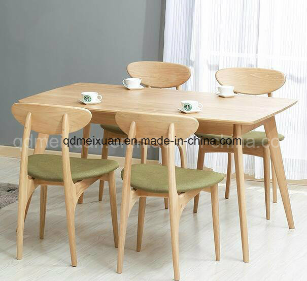 Solid Wooden Dining Table Living Room Furniture (M-X2404)