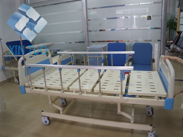 Ce Certification Cheap Price Simple Function Manual Hospital Comfortable Bed