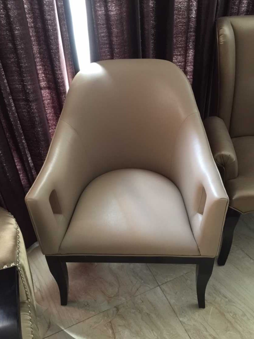 Chair/Wing Chair/Restaurant Chair/Foshan Hotel Chair/Solid Wood Frame Chair/Dining Chair (NCHC-024)