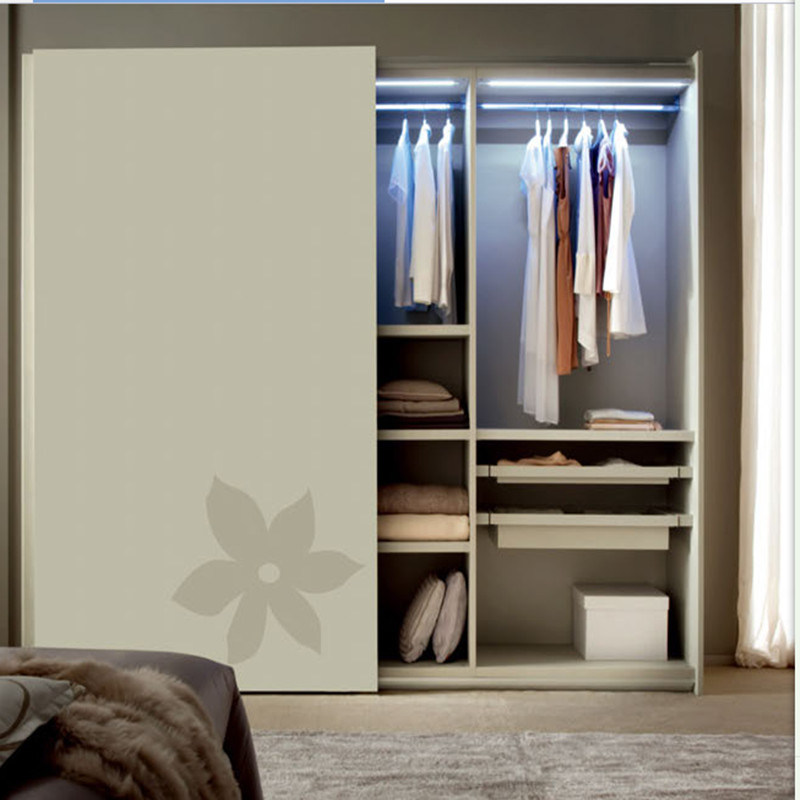 MDF Paint Door+Plywood Wardrobe with LED Light Clothes Rail