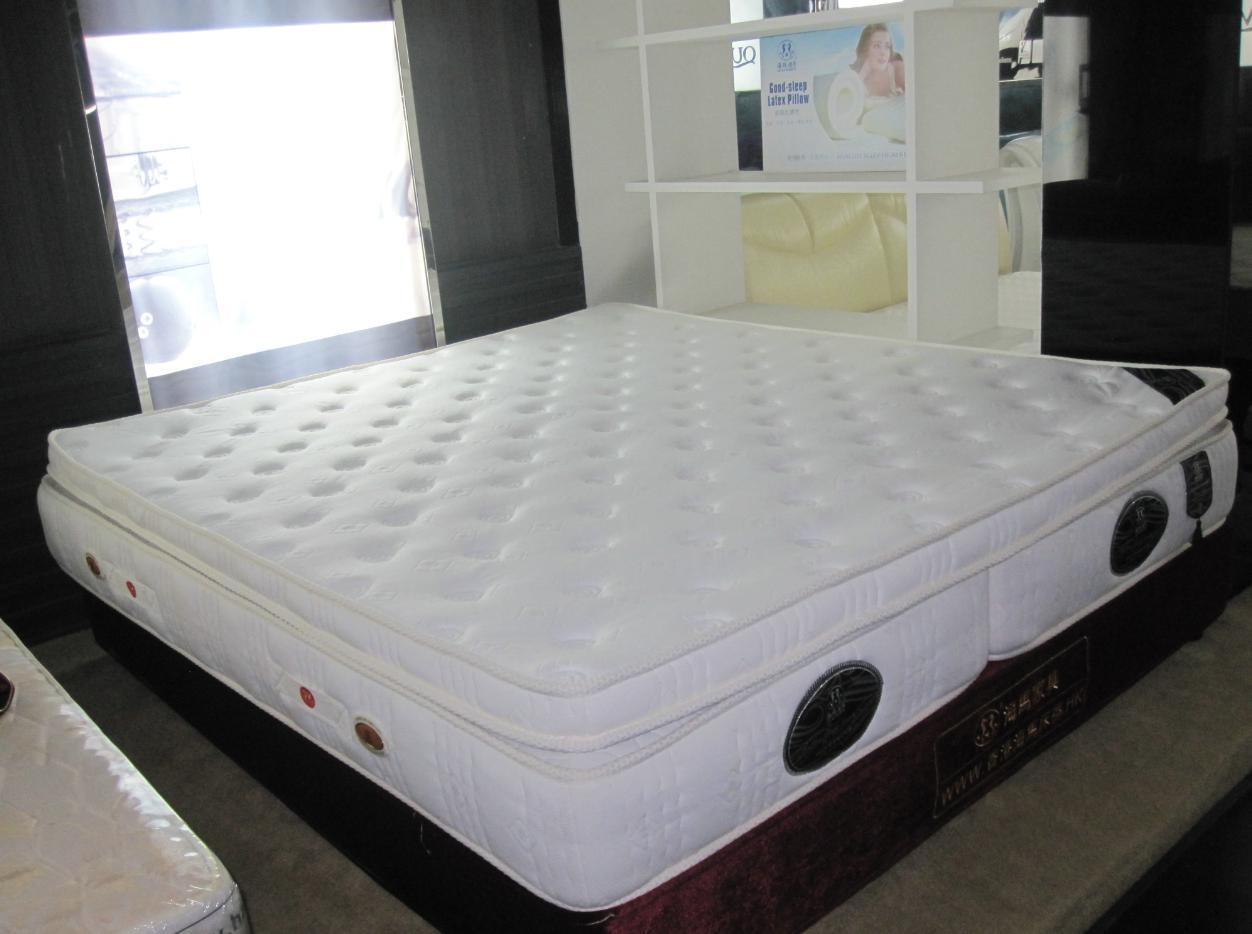 Two Single Latex Mattress Combined Together/Double Foldable Bed Mattress