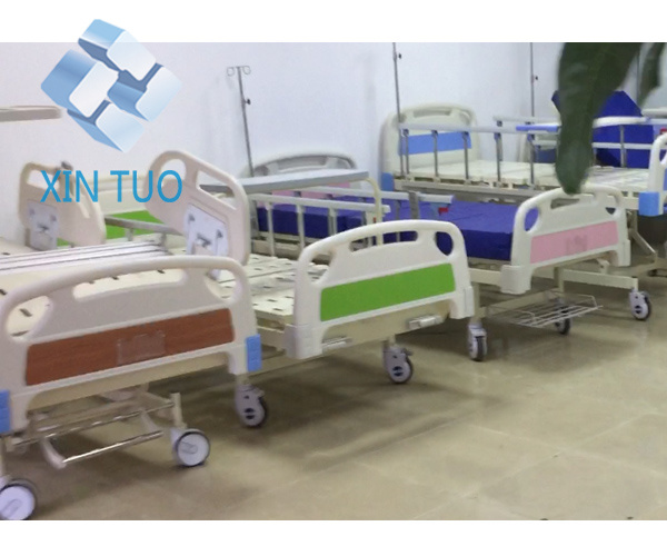 Low Price Mechanical Hand Operating Adjustable Hospital Bed