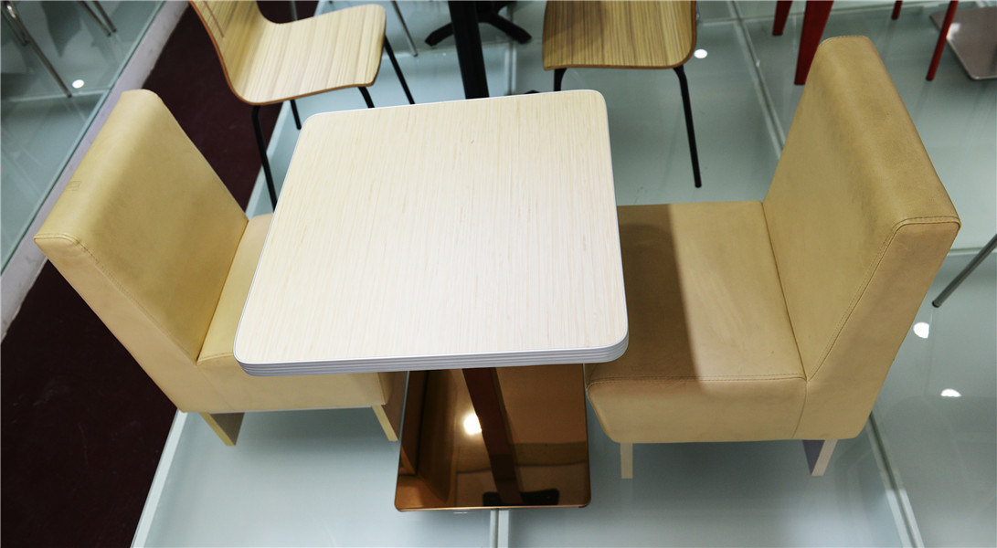 Modern Cafe Restaurant Table Dining Table (FOH-CXSC70)