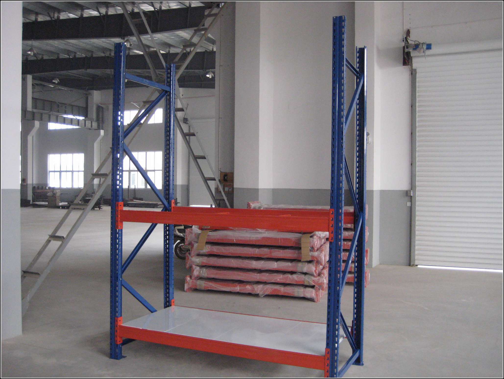 Heavy-Duty Warehouse Metal Storage Shelf