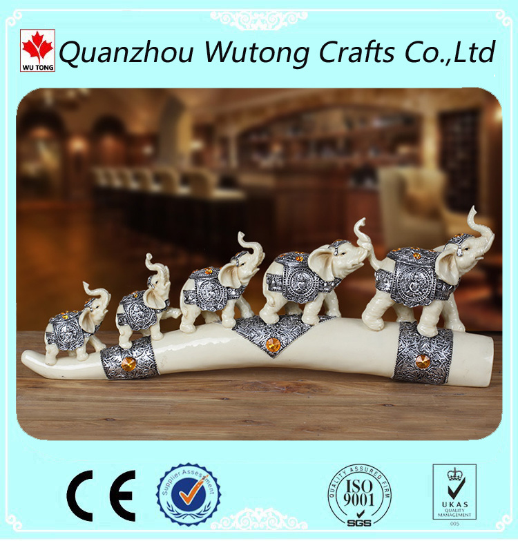 European Style Small Resin Elephant Figurines for Home Decoration