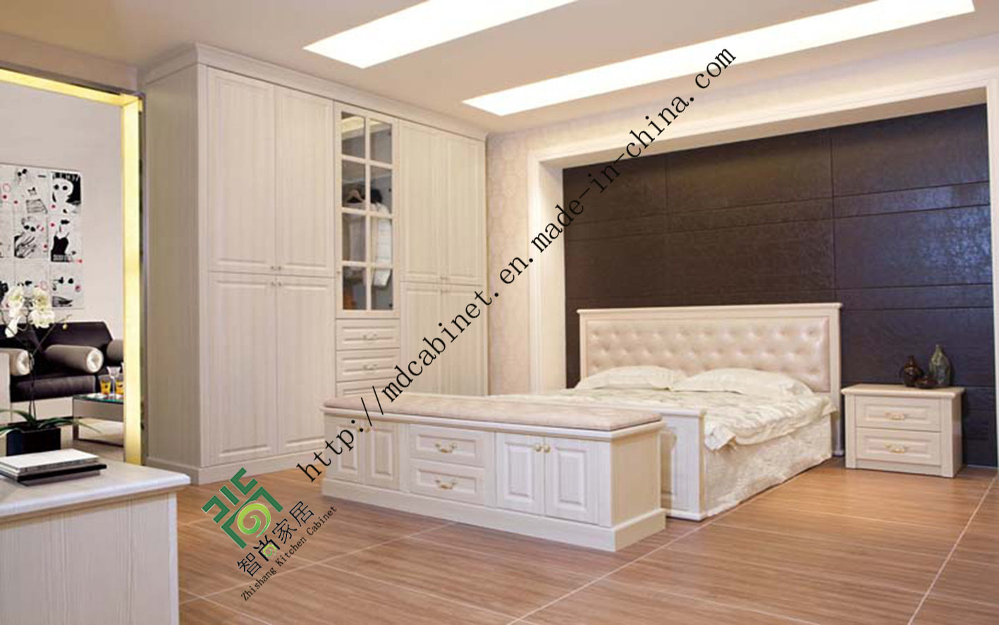 Hot Sale White Solid Wood Wardrobe with High Quality