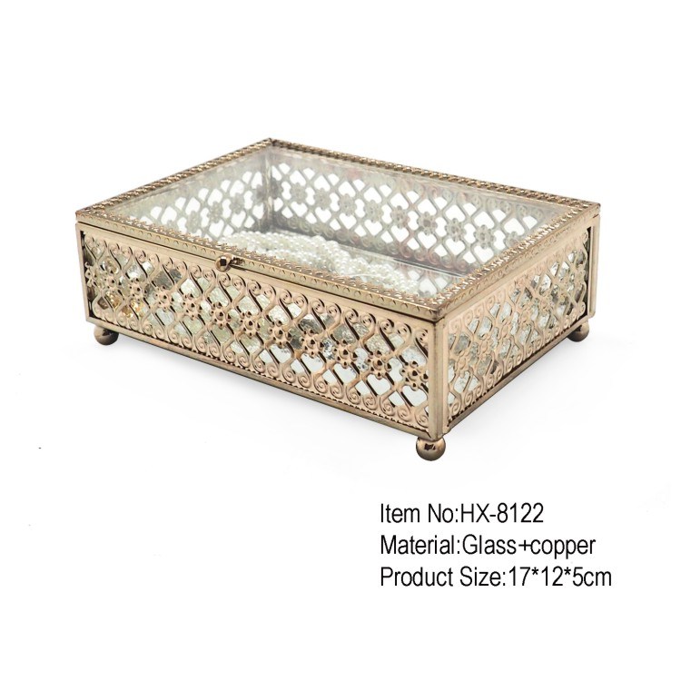 China Latest Fashion Decoration Glass Jewelry Box for Wedding