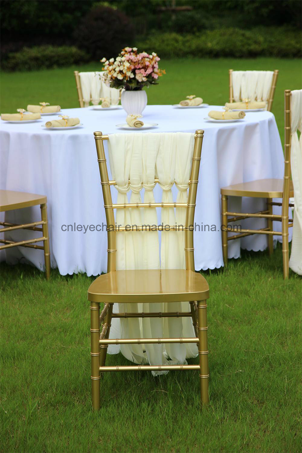 Factory Supply Hot Sale Strong Resin Chiavari Chair/All PP/PP with Metal Core