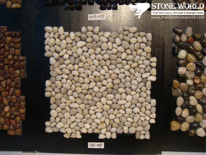 Natural Yellow Pebble Stone on Mesh for Garden Road