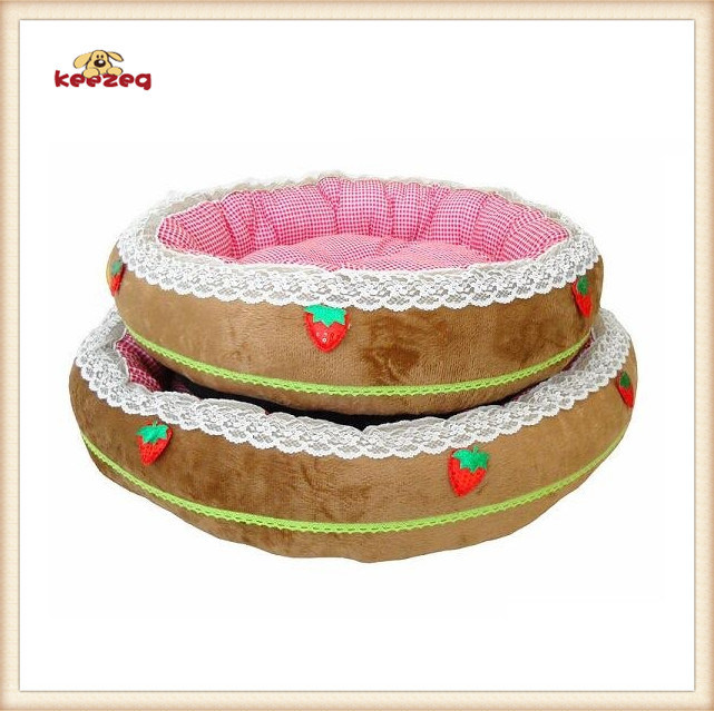 Small Strawberry Style Dog Bed & Pet Bed